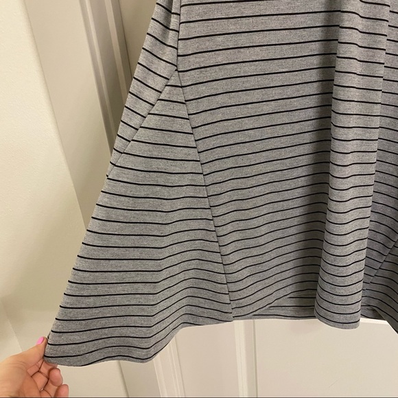 🦄3 for $10🦄 Like New Zara T-shirt Dress - Picture 2 of 4